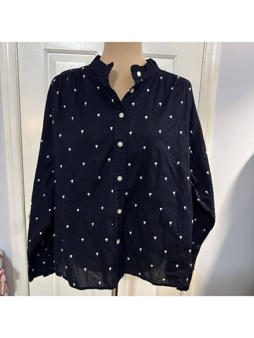 LOFT Top Womens Large Blue Embroidered Heart Button Up Shirt Long Sleeve Cotton